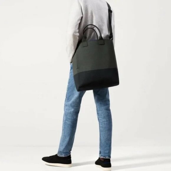 Rothy's Carryall Tote in Forest Green Black - Picture 2 of 11